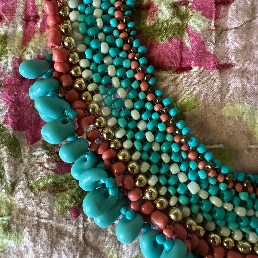 Faux turquoise beaded tribal choker necklace - Picture 4 of 7